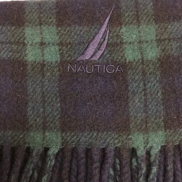 Nautica wool blend scotch plaid reversible green navy scarf, Italy. Perfect - Picture 3 of 10